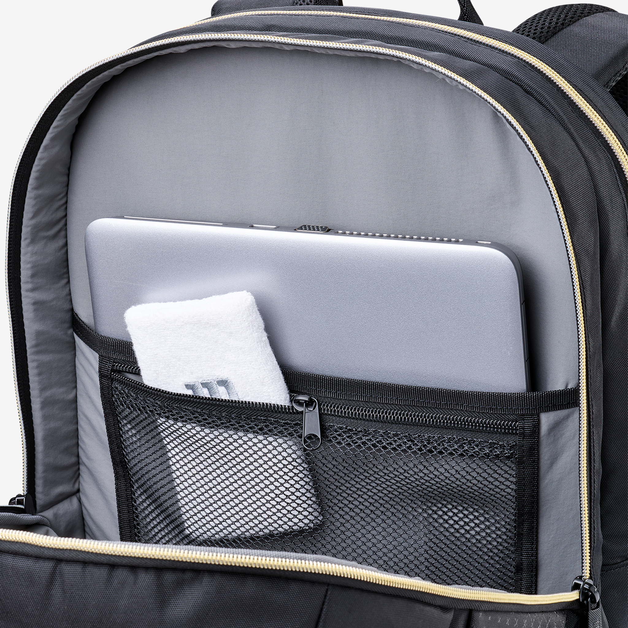 Wilson Defy V1 Padel Backpack Black/Gold